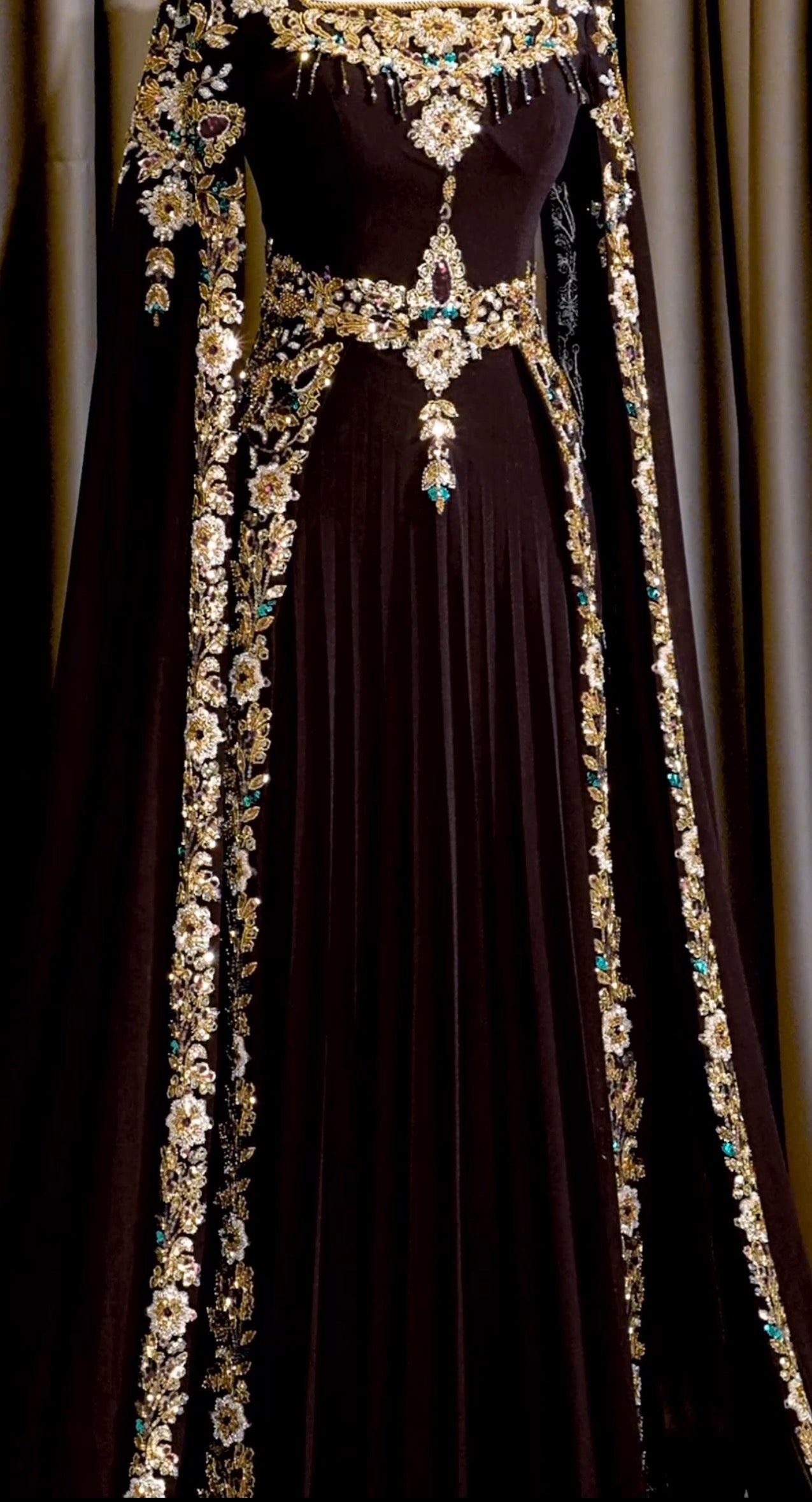 Sawsan Kaftan Size 38